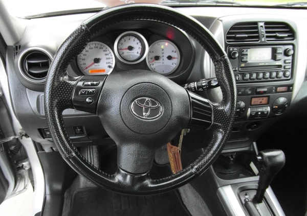 Toyota RAV4 cena 37000 przebieg: 138000, rok produkcji 2004 z Kraków małe 781